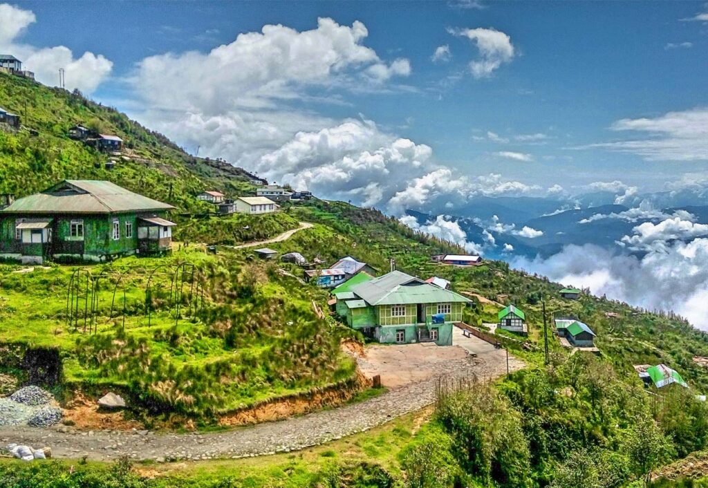 Best places to visit in June - (Pelling, Sikkim)